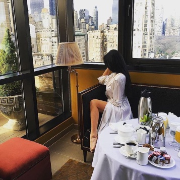 Сопровождение в рестораны, музеи, театры